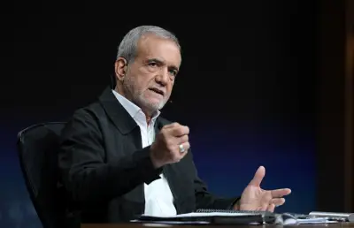 الرئيس الإيراني: لن نسمح لأي طرف باستغلال ظروف الحرب لإحداث خلل اقتصادي