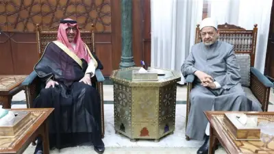 شيخ الأزهر يستقبل السفير السعودي ويشيد بجهود المملكة في الحج