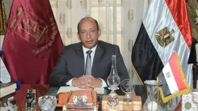 عميد قصر العيني: أطقم التمريض خط الدفاع الأول داخل المستشفيات