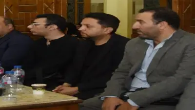 أحمد فايق يشارك في عزاء الكاتب والشاعر سيد العديسي بمسجد عمر مكرم