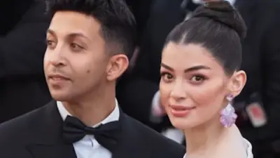 أحمد زاهر يوجه رسالة مؤثرة لابنته ليلى بعد إعلان حملها في فتاة