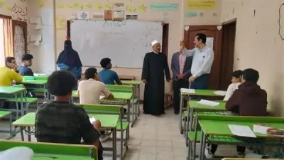 رئيس الأزهرية بالإسماعيلية يتابع امتحانات الشهادتين الابتدائية والإعدادية