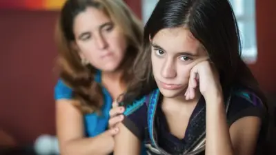 أستاذ طب نفسي يشرح فوائد مرحلة المراهقة وأهميتها للشباب