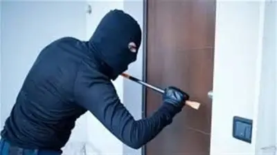 تفسير رؤية الحرامي في المنام ودلالاتها على الهموم والمشاكل المالية