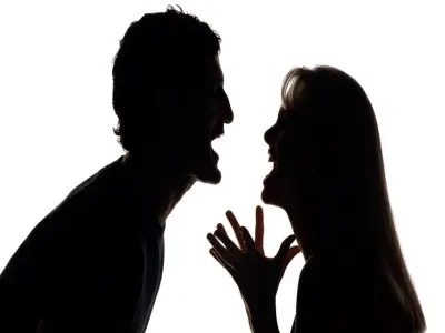 أم تحرم من ابنها عامين بسبب اعتراضها على المخدرات والدخان
