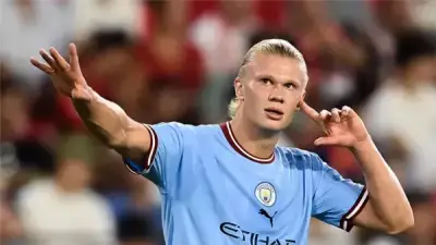 قائمة المرشحين لجائزة أفضل لاعب في الدوري الإنجليزي تخلو من صلاح