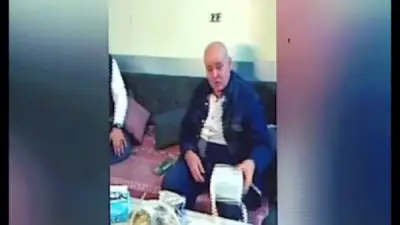 أبو عبد الله منصور يروج لوصفة حقنة القهوة لخسارة الكرش دون سند طبي