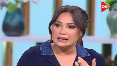 هند صبري تروي بالدموع تفاصيل فترة مرض والدتها وابتعادها عن الفن عامين