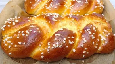 طريقة عمل البريوش الفرنسي الهش في المنزل بخطوات بسيطة