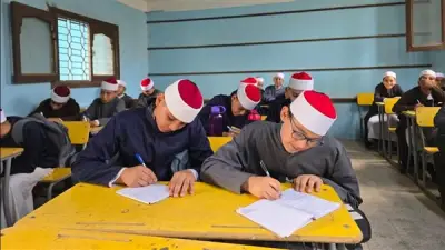 طلاب الأزهر يواصلون امتحاناتهم غدًا السبت في العربي والمطالعة والهندسة
