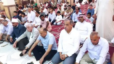 مستشار رئيس الجمهورية يؤدي صلاة الجمعة بمسجد السلام القديم في طور سيناء