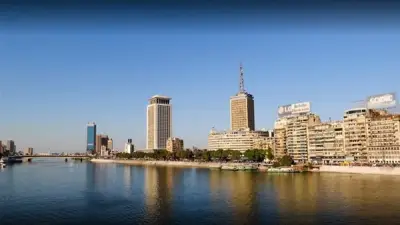 خبير اقتصادي: اقتصاد مصر ضائع بين الضرائب والديون وغياب الهوية الاقتصادية