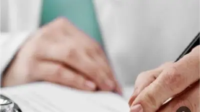 هل يمكن فصل الموظف المتغيب عن العمل بعد نفاد رصيد إجازاته؟ القانون يوضح