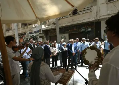 مدبولي يشيد بمبادرة شارع الفن خلال زيارته لوسط البلد لتعزيز السياحة