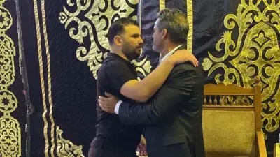 نجوم الرياضة يتقدمون عزاء والد نادر شوقي في مسجد عمر مكرم