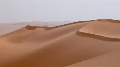 تفسير حلم الصحراء في المنام: دلالات الفرح والسعادة وزيادة الخير