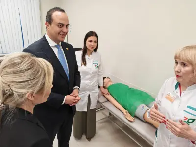 محافظ كفر الشيخ يبحث التعاون مع مدينة سفين صاديكوف الطبية الروسية