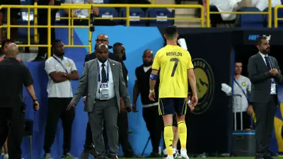 لغز رونالدو وأسطورة برشلونة: النصر في نفق مظلم بطول ربع قرن