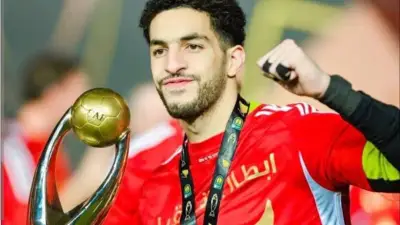 الأهلي يجهز عقداً ضخماً لتمديد تعاقد مصطفى شوبير