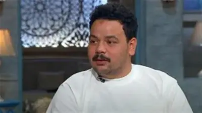 هشام ماجد يكشف: مصطفى غريب عمل مصححا للغة العربية قبل التمثيل