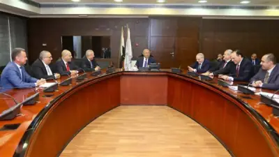 وزير النقل يشهد توقيع مذكرة تفاهم لمشروع الميناء الجاف ببرج العرب