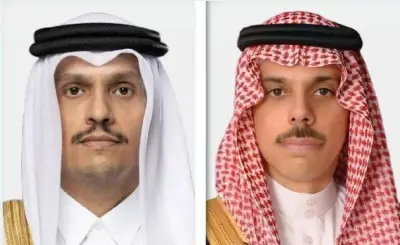 وزيرا خارجية قطر والسعودية يبحثان هاتفيا جهود خفض التصعيد في المنطقة
