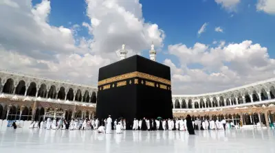 نصائح مهمة من الصحة للحفاظ على سلامة الحجاج إنفوجراف