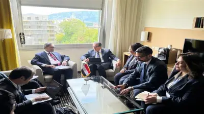 وزير الصحة يبحث مع نظيره البنجلاديشي تعزيز الشراكة في صناعة الأدوية واللقاحات