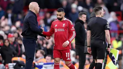 محمد صلاح يتصدر استفتاء جماهير ليفربول في مواجهة سلوت