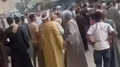 فيديو يوثق لحظة إسعاف ضحايا حادث إطلاق النار في موقف أبنوب بأسيوط