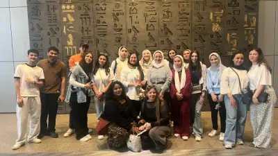 مؤسسة زاهي حواس تنظم جولة علمية لطلاب التكنولوجيا الحيوية بالمتحف المصري الكبير
