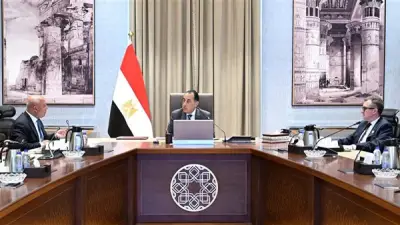 مدبولي يتابع تطوير كوبري أكتوبر وصيانة الباكيات وفواصل التمدد