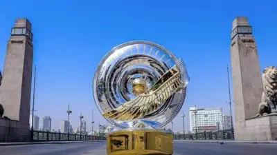 موعد ومكان تسليم درع الدوري المصري في جولة الحسم بين الزمالك وبيراميدز والأهلي