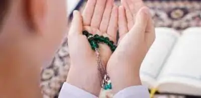 يوم عرفة.. الدعاء أم قراءة القرآن؟ أيهما أفضل في العشر الأواخر من ذي الحجة؟