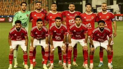أشرف بن شرقي أساسيا.. توروب يعلن تشكيل الأهلي لمواجهة المصري بالدوري