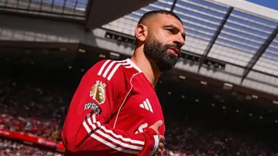 مدرب إيفرتون السابق يحرض ليفربول على منع محمد صلاح من مباراة الوداع والنادي