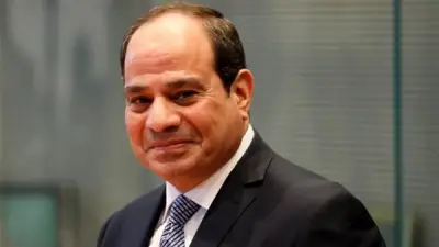 السيسي يستقبل وزير خارجية الجزائر لتعزيز العلاقات الثنائية