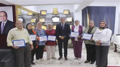 تكريم مديري الإدارات التعليمية بالجيزة لتميزهم في معرض مخرجات التعلم