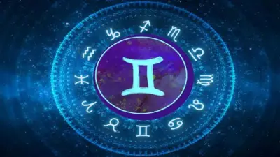 برج الجوزاء اليوم.. سحر إقناعك يصنع الفارق وذكاؤك يحل العقد