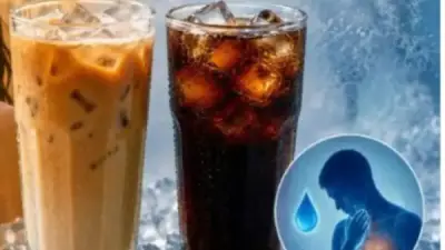 اللاتيه والكولا أبرزها: ماذا يحدث للجسم عند تناول المشروبات المثلجة؟