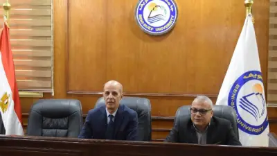 رئيس جامعة بني سويف يبحث استعدادات امتحانات نهاية العام