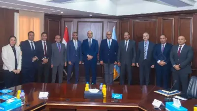محافظ الإسكندرية يوقع بروتوكولاً مع جهاز الاتصالات لتطوير البنية التحتية