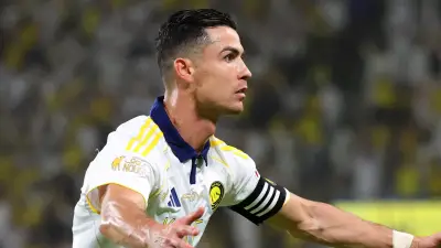 رونالدو يحتفل بتتويج النصر بلقب دوري روشن السعودي