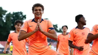حسام حسن يوافق على تأخر انضمام حمزة عبد الكريم للمنتخب بسبب الكلاسيكو