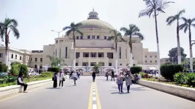 رئيس جامعة القاهرة: بيئة امتحانية مستقرة وعادلة لراحة الطلاب
