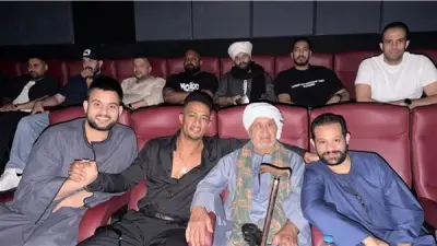سخرية من محمد رمضان بسبب عدم ارتداء الجلابية مع الصعايدة الممنوعين