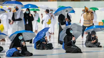 هل يجوز سفر الزوجة للعمرة بدون محرم؟ أمين الفتوى يجيب