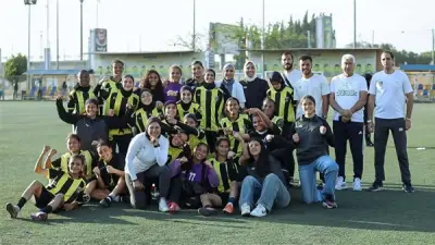 المقاولون العرب يفتح أبوابه مجانا لاكتشاف مواهب الكرة النسائية