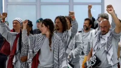 نشطاء أسطول الصمود يفضحون انتهاكات إسرائيل: اغتصاب وضرب مبرح
