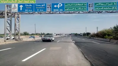 إعادة حركة المرور بكوبري بنها على طريق الإسكندرية الزراعي بعد حادث تصادم